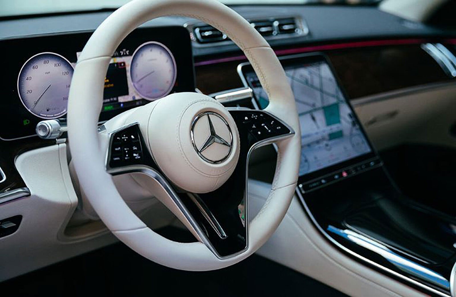 Cockpit view of the 2023 Mercedes Benz S Class o
