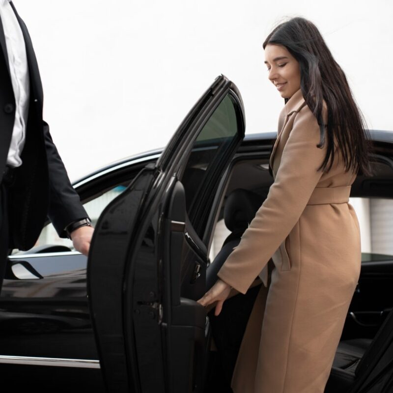 Luxury Transfers from Logan Airport to New Hampshire & Beyond