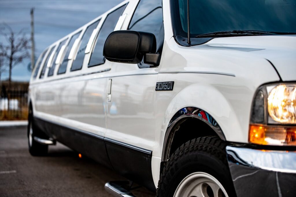 Top Questions Clients Ask Before Booking a Limo to Logan